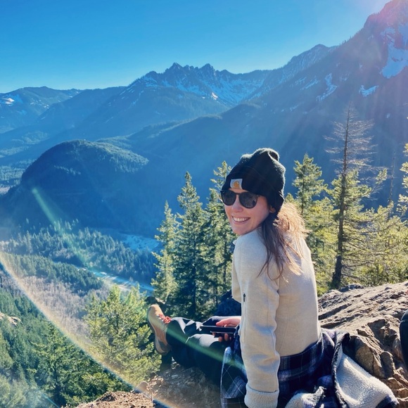 Meet your Posher, Julia - Picture 4 of 4